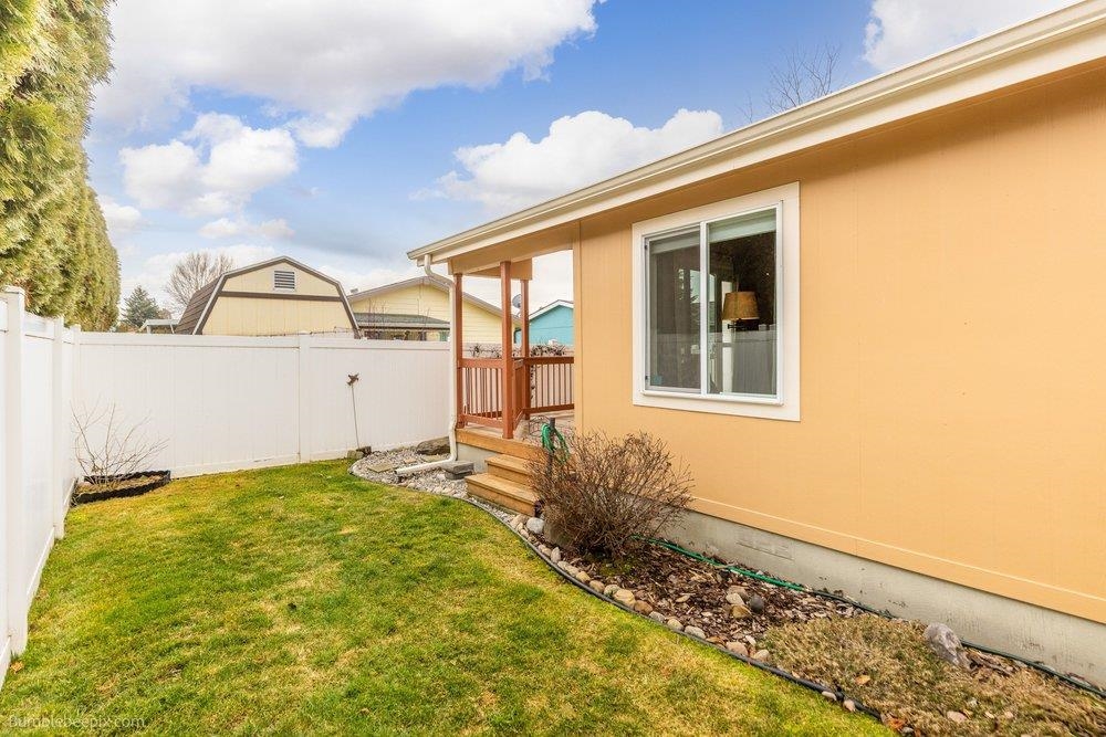 19414 East Augusta Lane Spokane Valley, WA 99016 - Photo 27 of 40