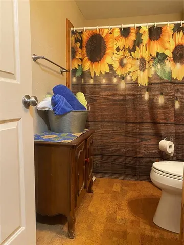 a view of a yard with an trees