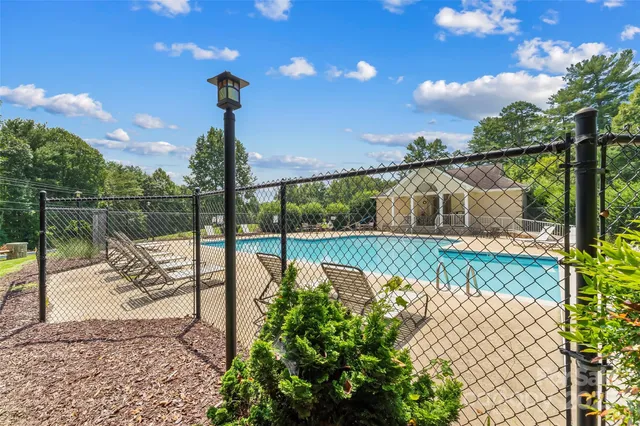 $295,000 | 2076 Waterford Way, Morganton, NC 28655