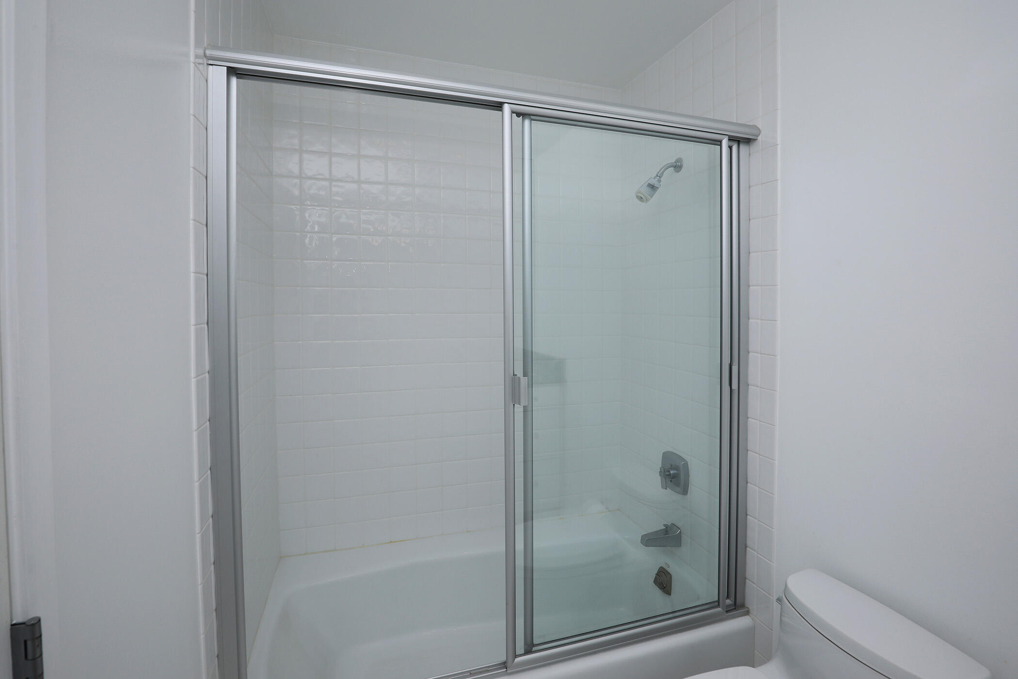 6231 Covington Way Goleta, CA 93117 - Photo 21 of 36 Guest Bath