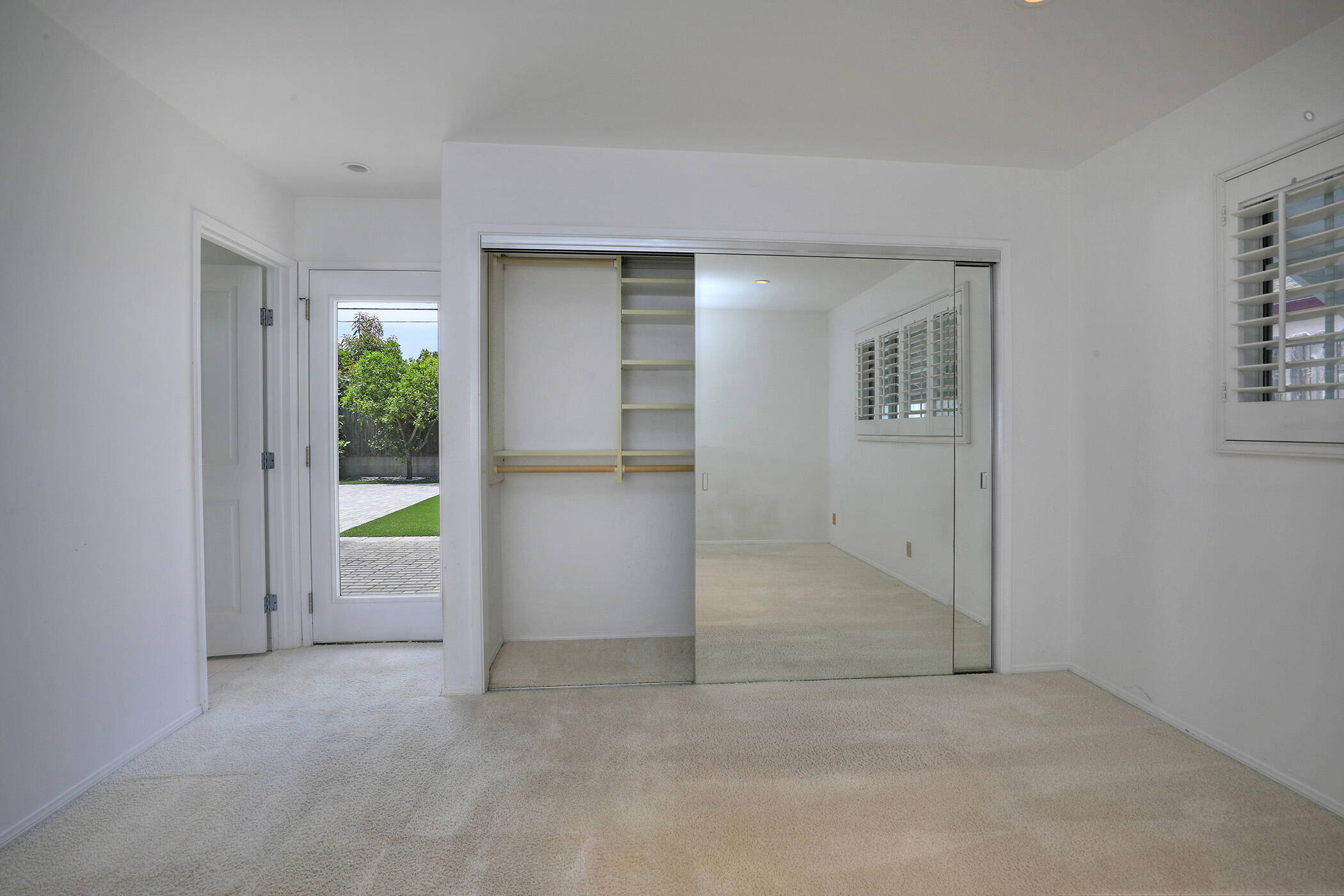 6231 Covington Way Goleta, CA 93117 - Photo 23 of 36 Primary bedoom