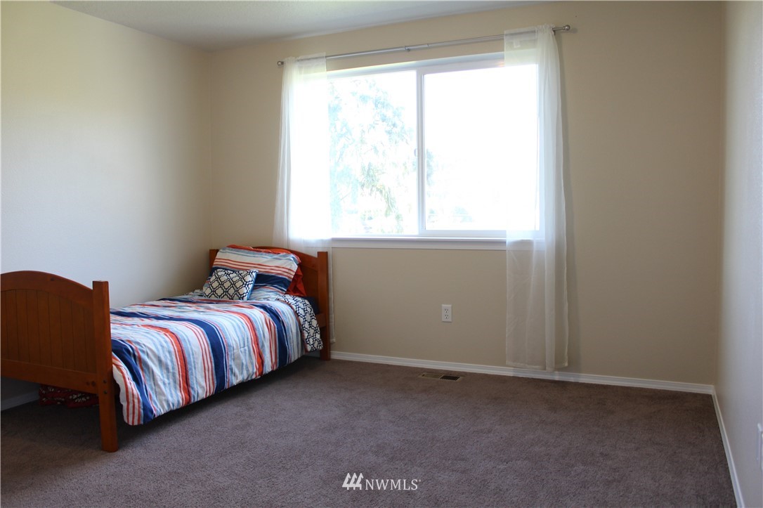 398 Elochoman Valley Road Cathlamet, WA 98612 - Photo 14 of 35 Gallery Image 14