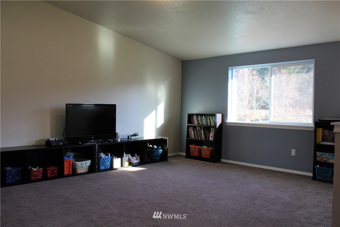 398 Elochoman Valley Road Cathlamet, WA 98612 - Photo 22 of 35 Gallery Image 22