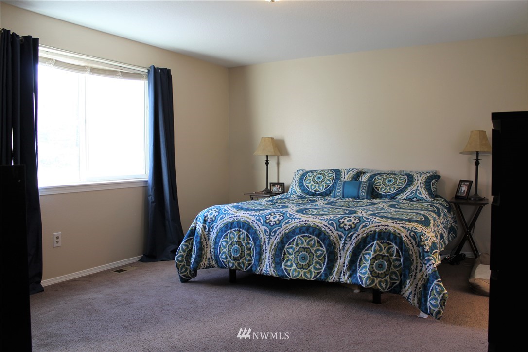 398 Elochoman Valley Road Cathlamet, WA 98612 - Photo 5 of 35 Gallery Image 5