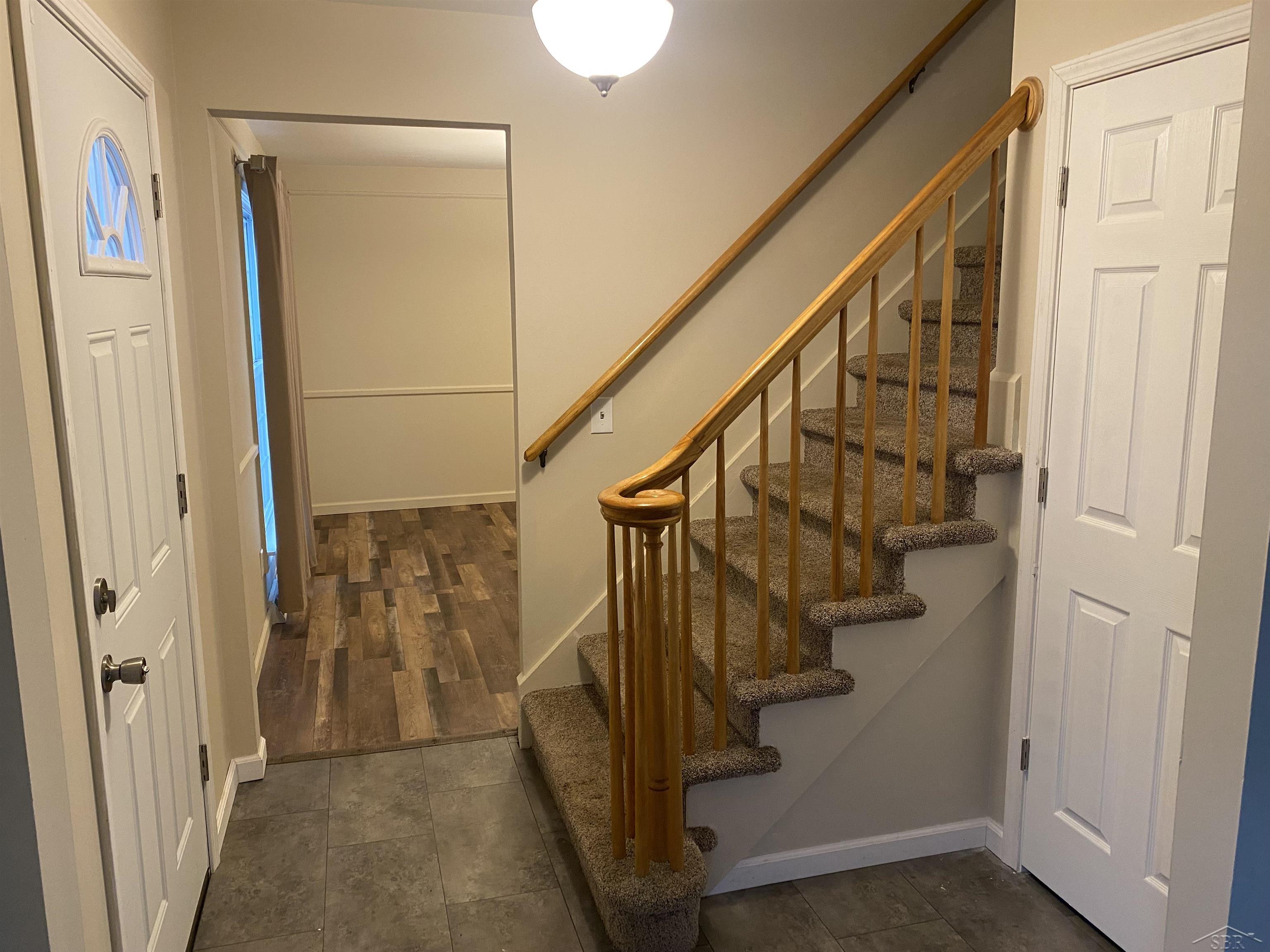 5380 River Ridge Drive Flushing, MI 48433 - Photo 2 of 26
