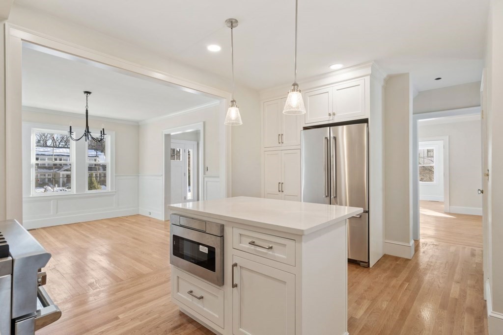 43 Sterling Road Westwood, MA 02090 - Photo 14 of 39 Gallery Image 14