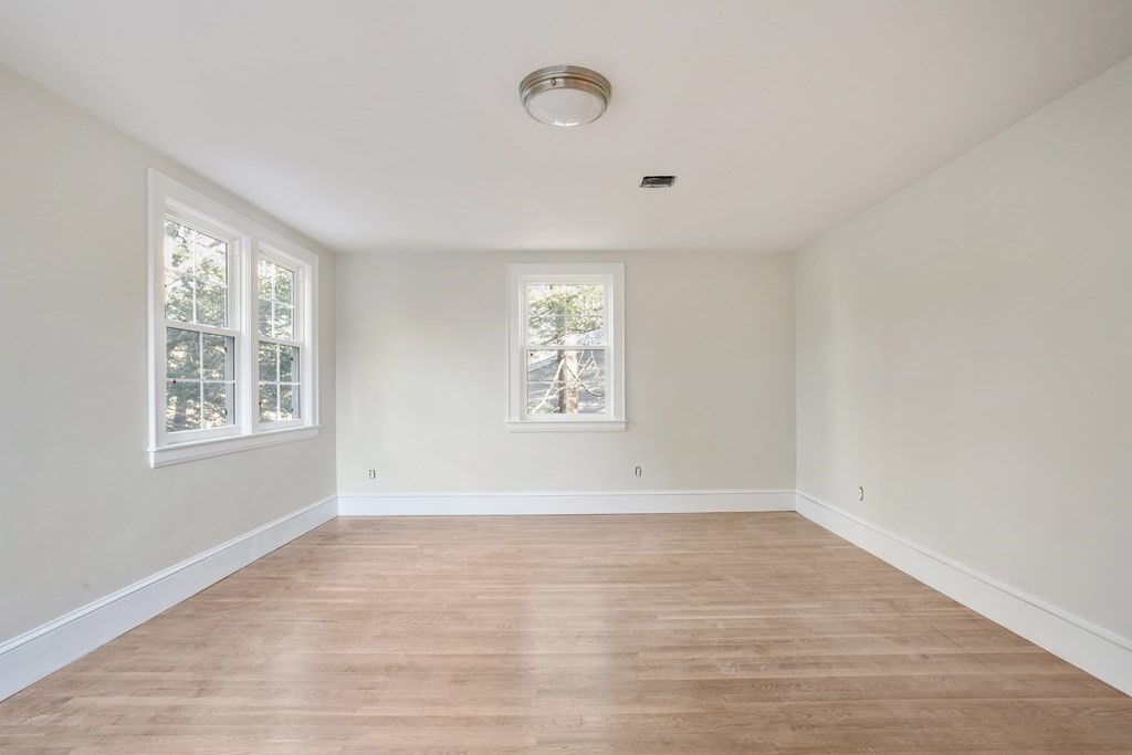 43 Sterling Road Westwood, MA 02090 - Photo 25 of 39 Gallery Image 25
