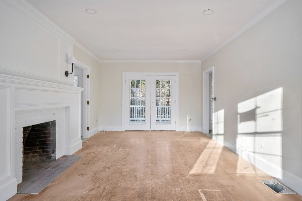 43 Sterling Road Westwood, MA 02090 - Photo 6 of 39 Gallery Image 6