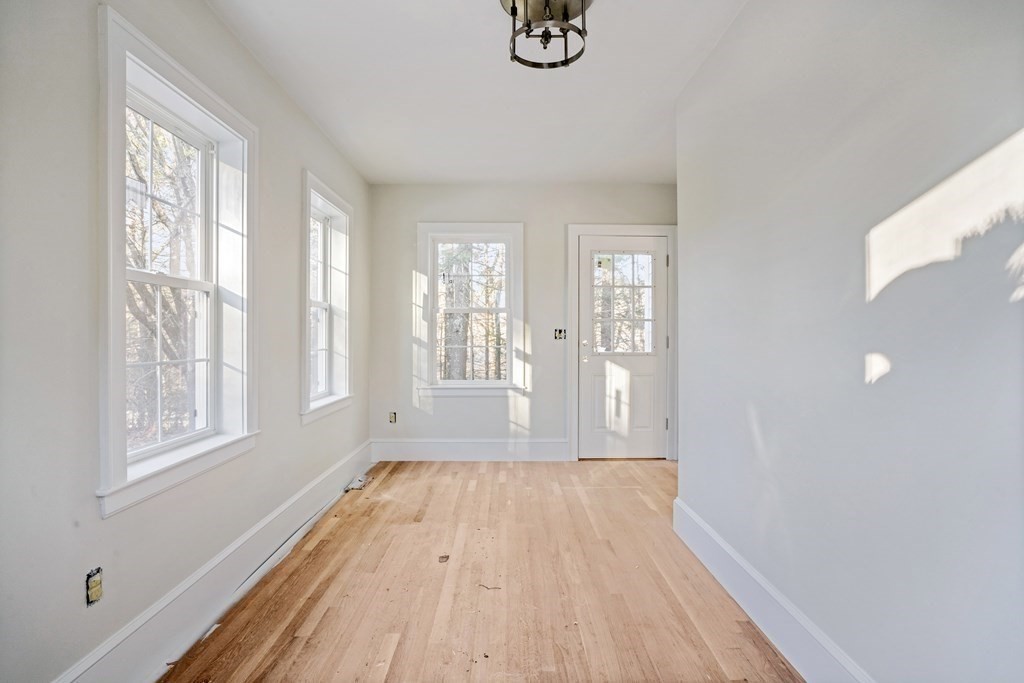 43 Sterling Road Westwood, MA 02090 - Photo 9 of 39 Gallery Image 9