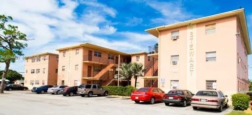 $1,770 | 14120 Northwest 24th Court, Unit 204, Opa-Locka, FL 33054