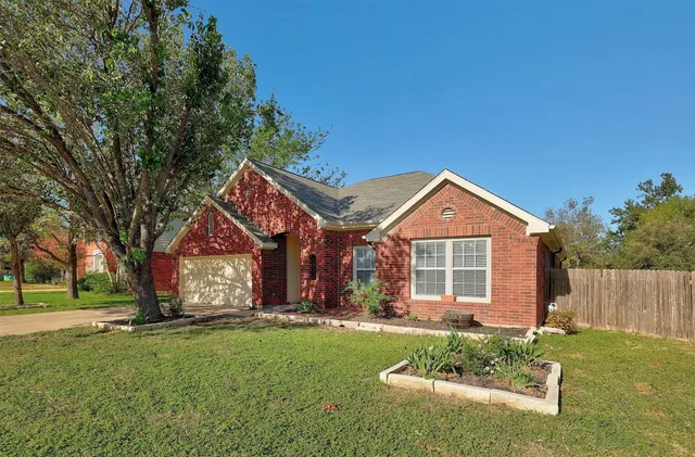 front view of house with a yard