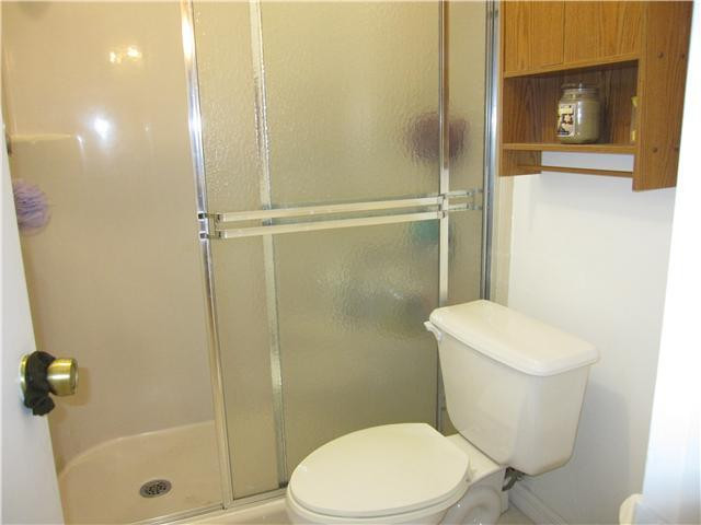 6380 Boca Circle, Unit 6380 Boca Raton, FL 33433 - Photo 14 of 16 Bathroom