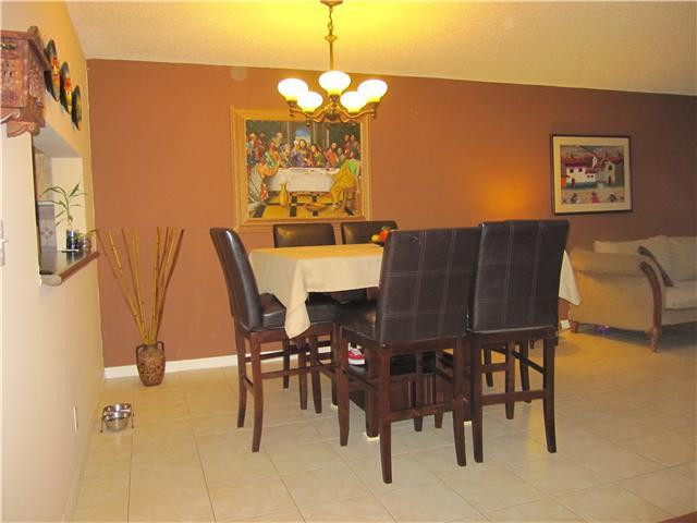 6380 Boca Circle, Unit 6380 Boca Raton, FL 33433 - Photo 6 of 16 Dining Room