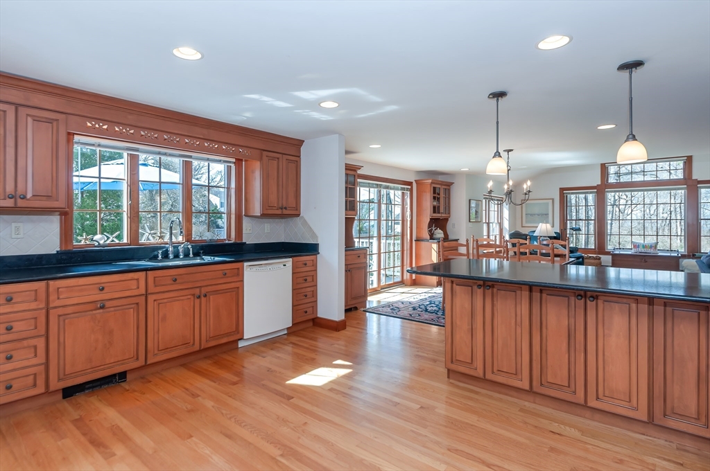 20 Shawmut Road Mattapoisett, MA 02739 - Photo 11 of 37 Gallery Image 11