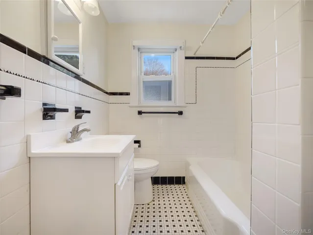 $4,000 | 18 Hughes Street, Congers, NY 10920