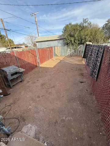 $750 | 1313 C Avenue, Douglas, AZ 85607