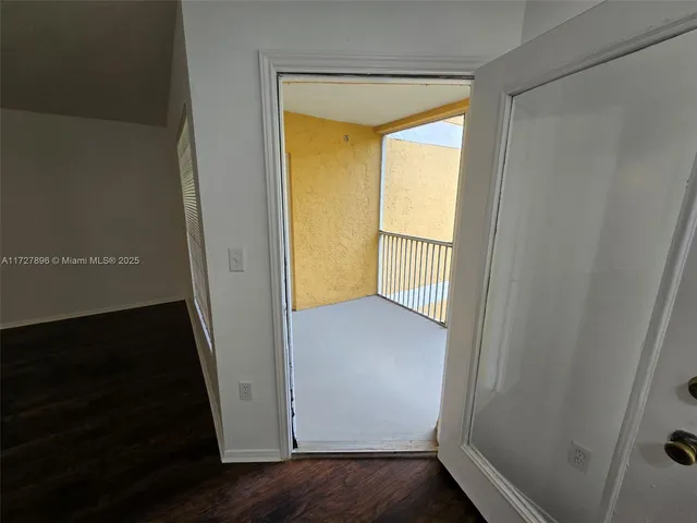 $179,000 | 2622 Northwest 33rd Street, Unit 2011, Oakland Park, FL 33309