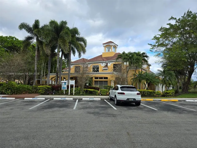 $179,000 | 2622 Northwest 33rd Street, Unit 2011, Oakland Park, FL 33309