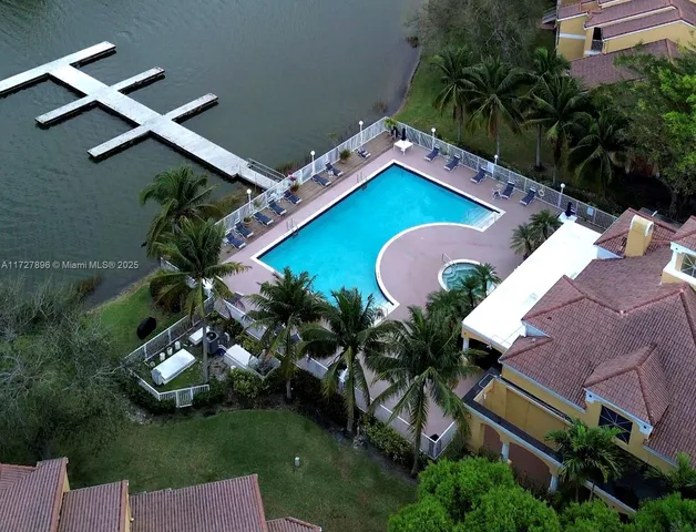 $179,000 | 2622 Northwest 33rd Street, Unit 2011, Oakland Park, FL 33309