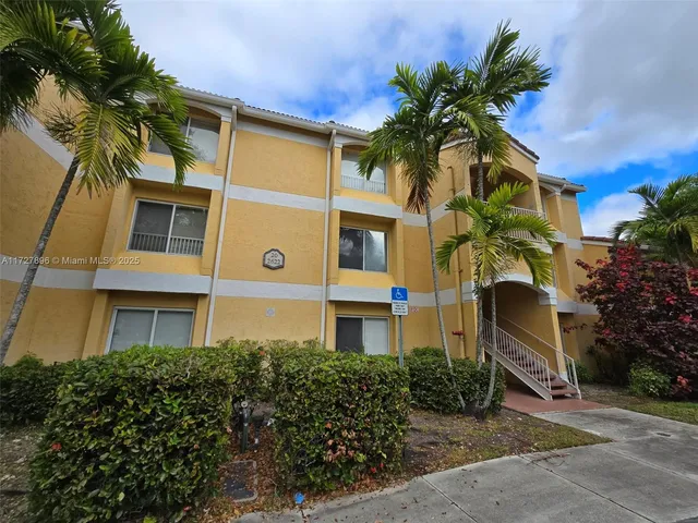 $179,000 | 2622 Northwest 33rd Street, Unit 2011, Oakland Park, FL 33309