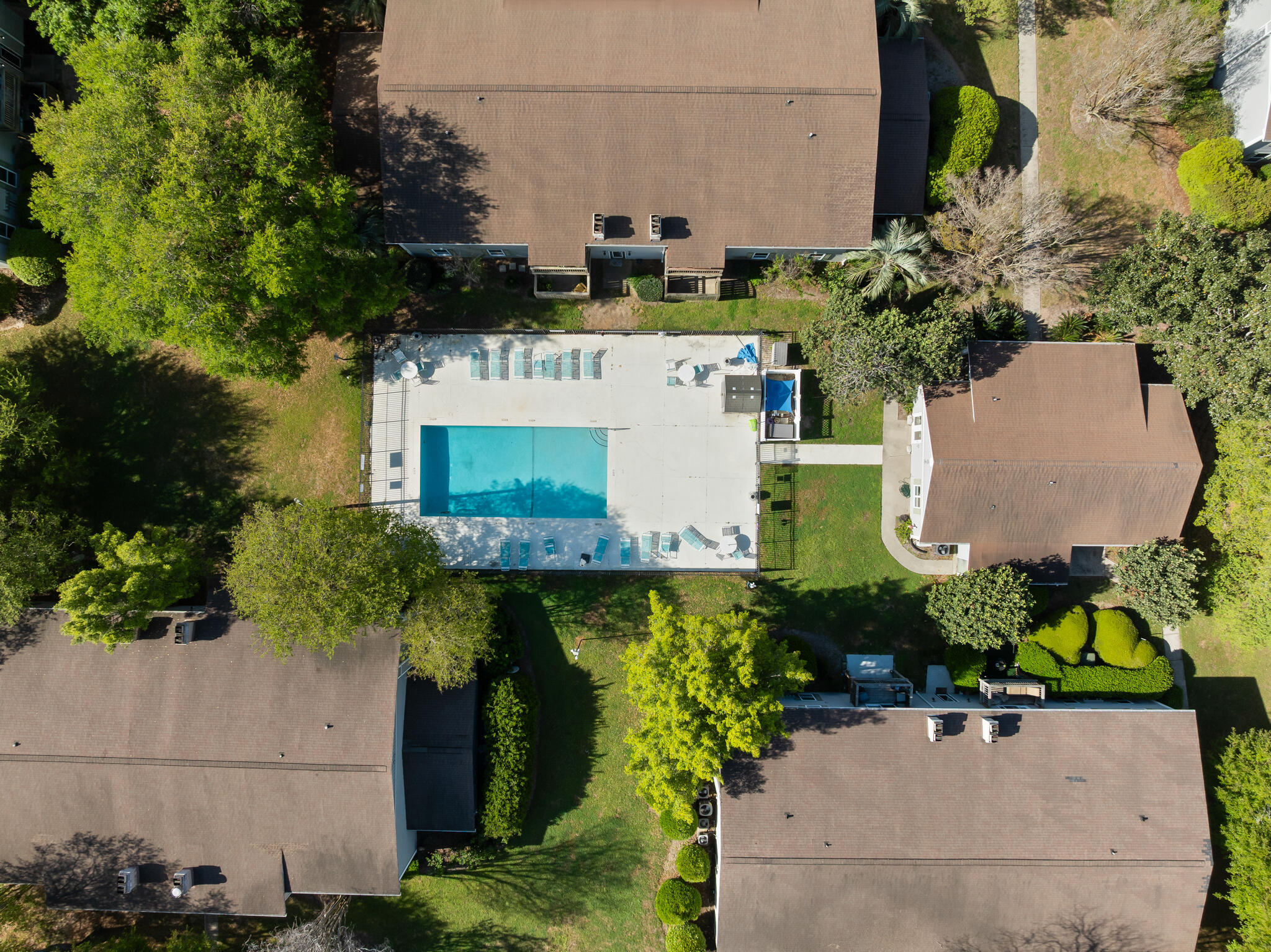 1402 Camp Road, Unit 13B Charleston, SC 29412 - Photo 9 of 27 pool