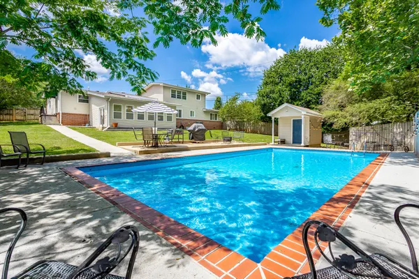 $525,000 | 1834 Skyline Drive, Chattanooga, TN 37421