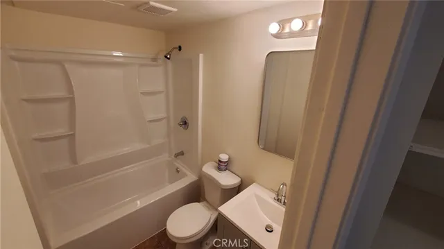 $2,450 | 5333 Hyde Street, Unit 2, Los Angeles, CA 90032