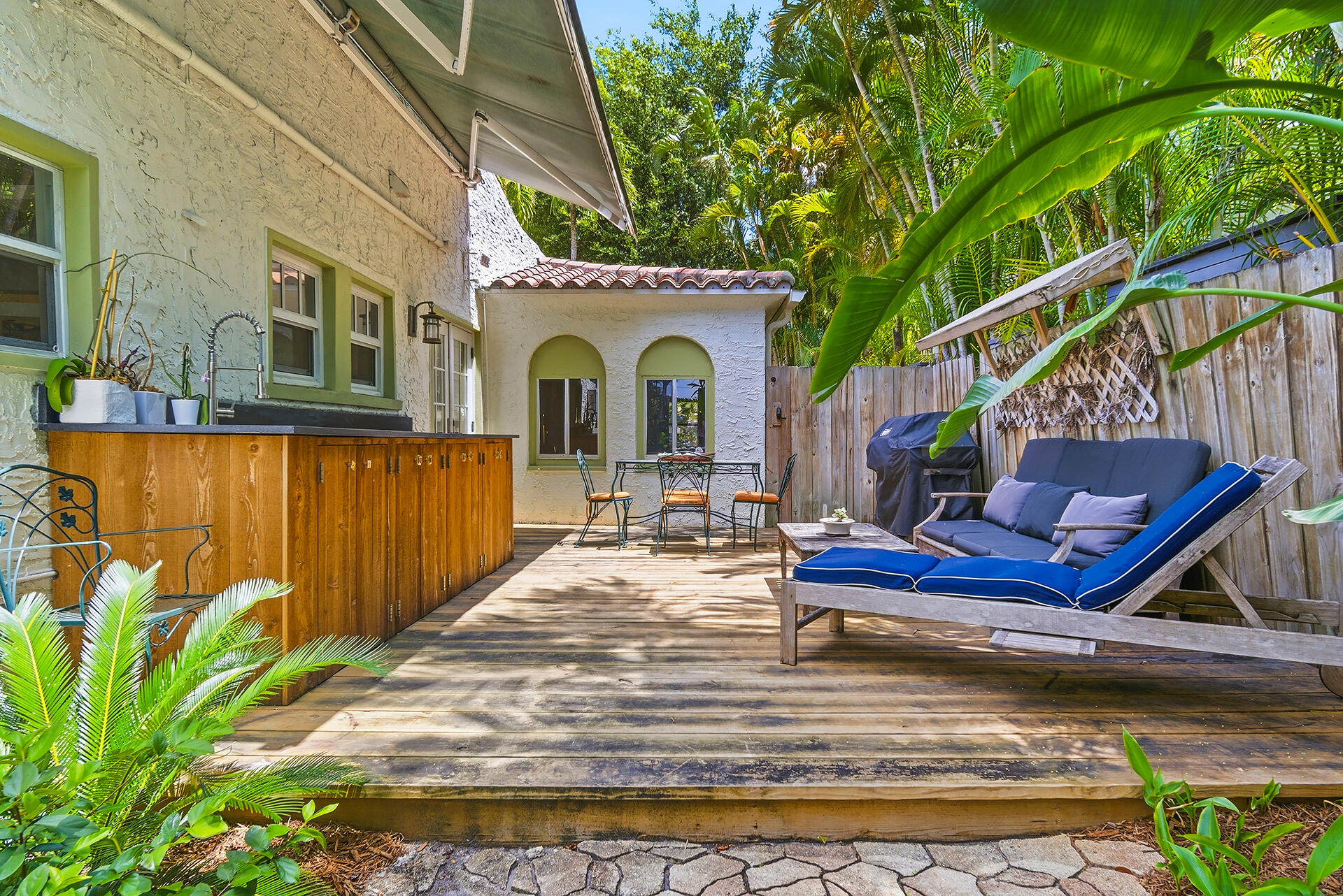 810 Avon Road West Palm Beach, FL 33401 - Photo 36 of 50 Deck