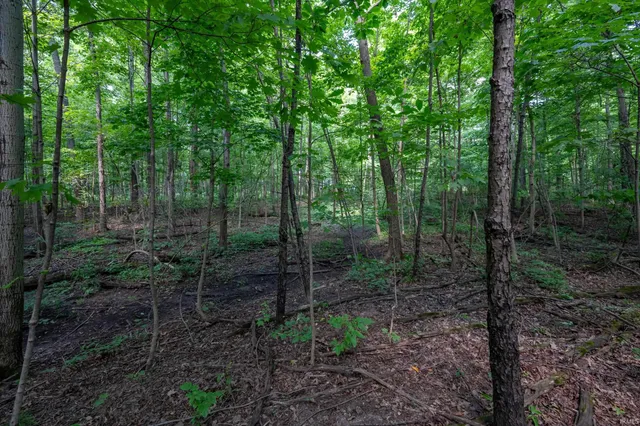 $344,900 | 2605 West Dupont Road, Fort Wayne, IN 46818