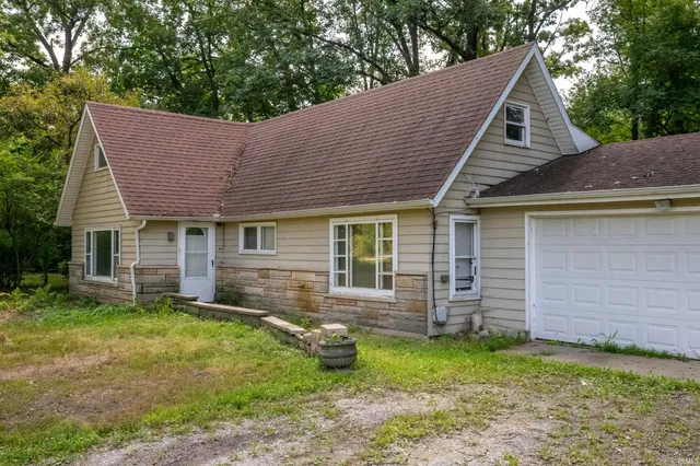 $344,900 | 2605 West Dupont Road, Fort Wayne, IN 46818