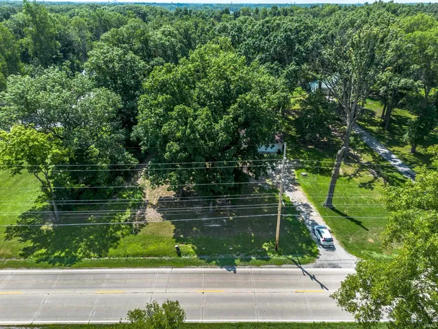 $344,900 | 2605 West Dupont Road, Fort Wayne, IN 46818