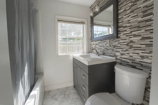 $649,900 | 8 Oak Street, North Attleboro, MA 02760