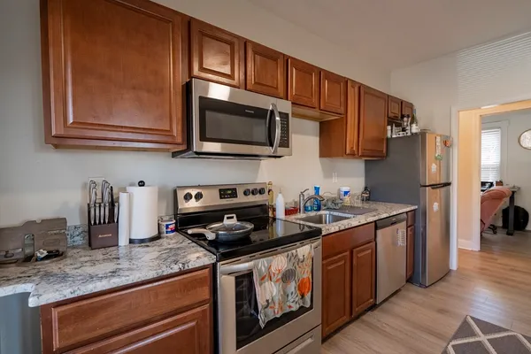 $649,900 | 8 Oak Street, North Attleboro, MA 02760