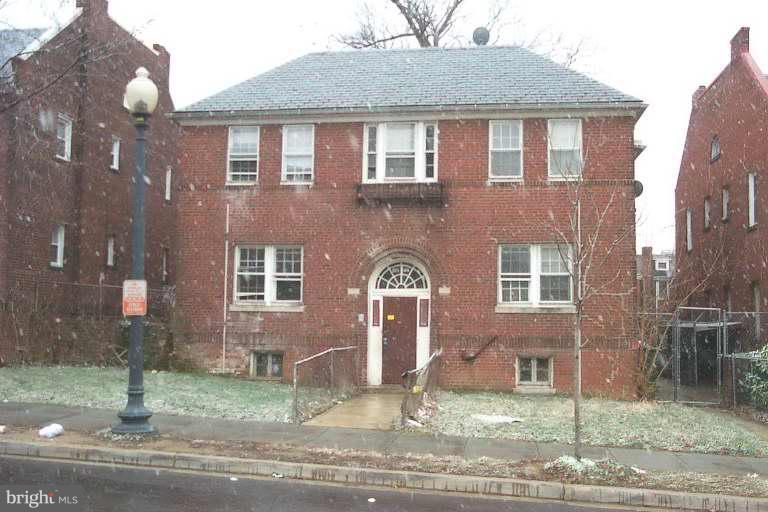 1277 Simms Place Northeast Washington, DC 20002 - Photo 1 of 10 Exterior (Main)