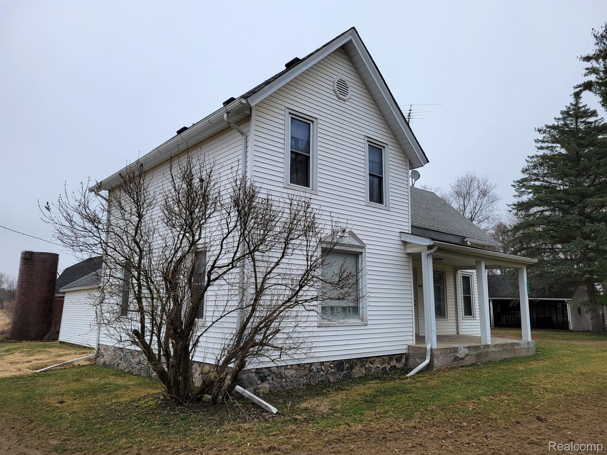5528 Pratt Road Lapeer, MI 48446 - Photo 2 of 71 Gallery Image 2