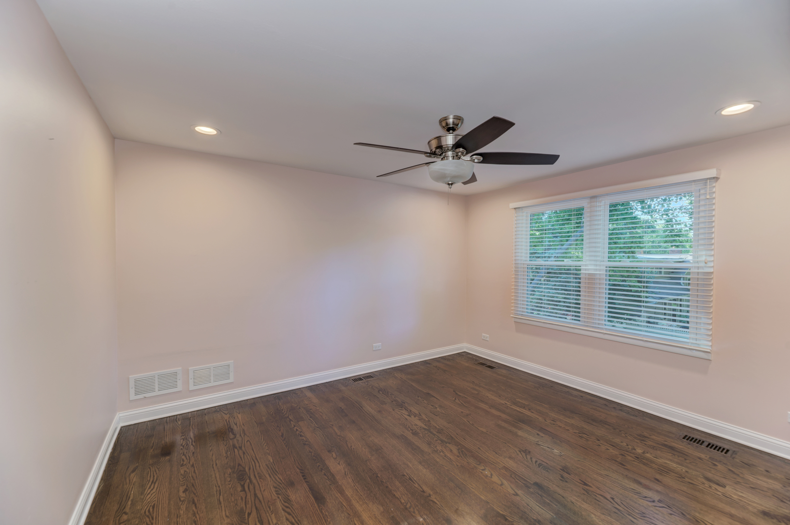 1249 Stonegate Road Naperville, IL 60540 - Photo 39 of 49
