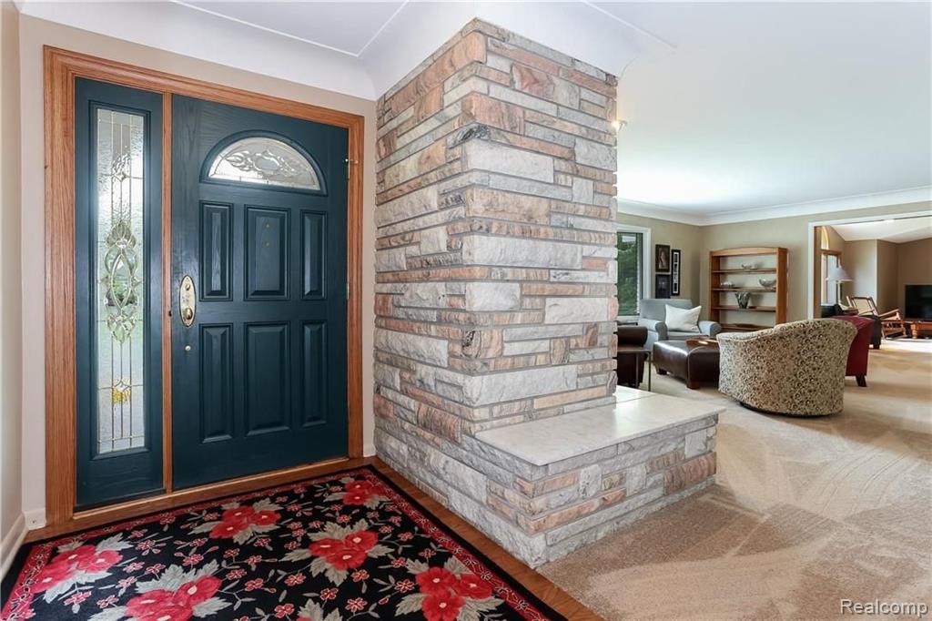 2317 Bunker Hill Road Rochester Hills, MI 48309 - Photo 3 of 25