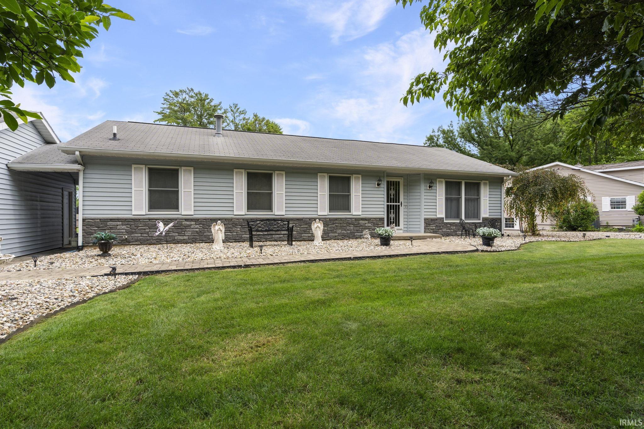 11016 North Landing Road Monticello, IN 47960 - Photo 5 of 35