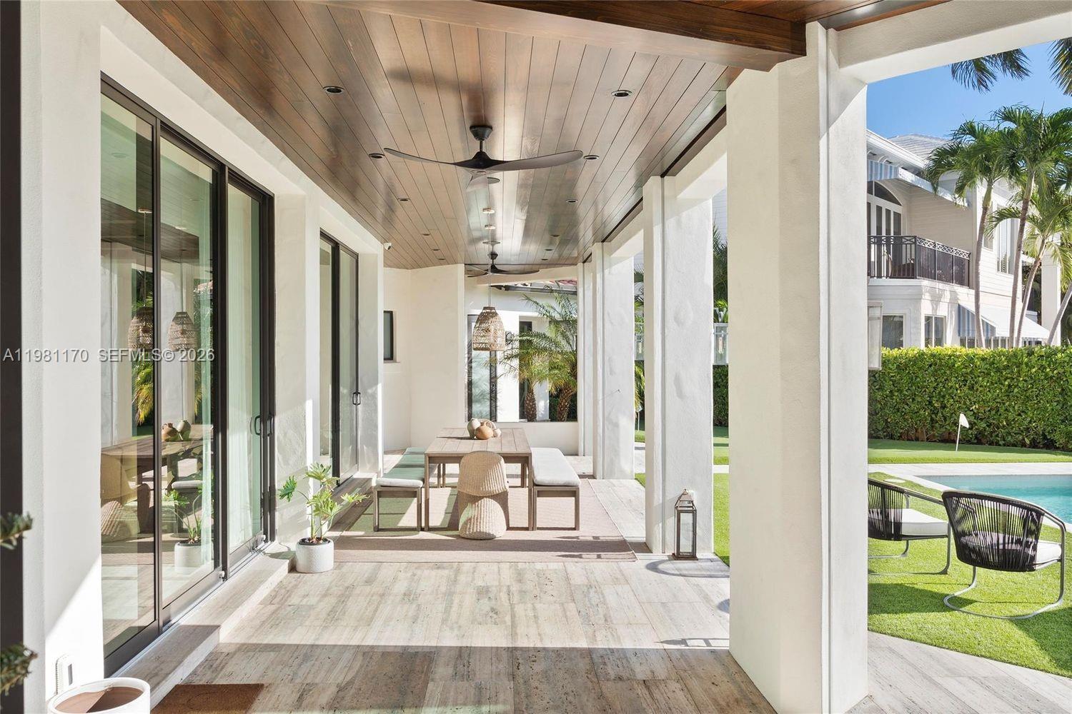 2300 Northeast 34th Court Lighthouse Point, FL 33064 - Photo 32 of 41