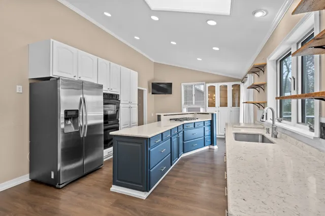 $429,900 | 1555 Villa Park Drive, Oshkosh, WI 54904