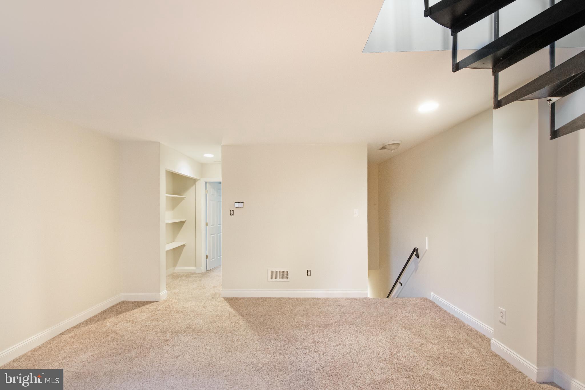 306 Green Street Philadelphia, PA 19123 - Photo 19 of 33
