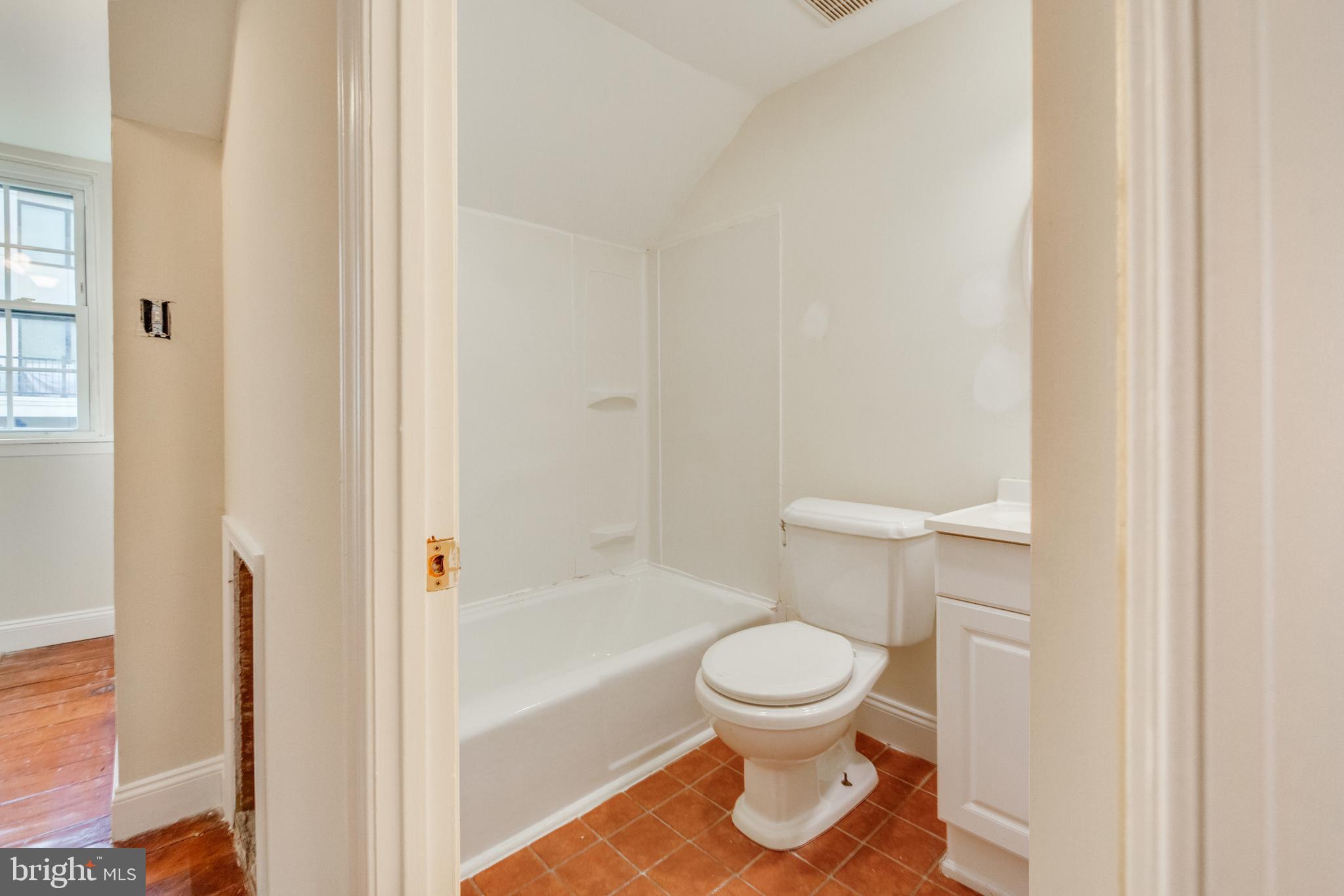 306 Green Street Philadelphia, PA 19123 - Photo 31 of 33