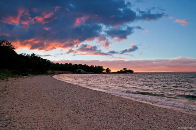 a view of an ocean beach