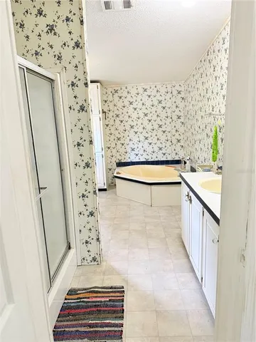 a view of a bathroom