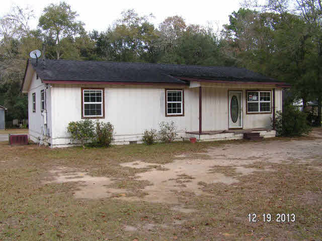 801 Franklin Avenue Foley, AL 36535 - Photo 1 of 1