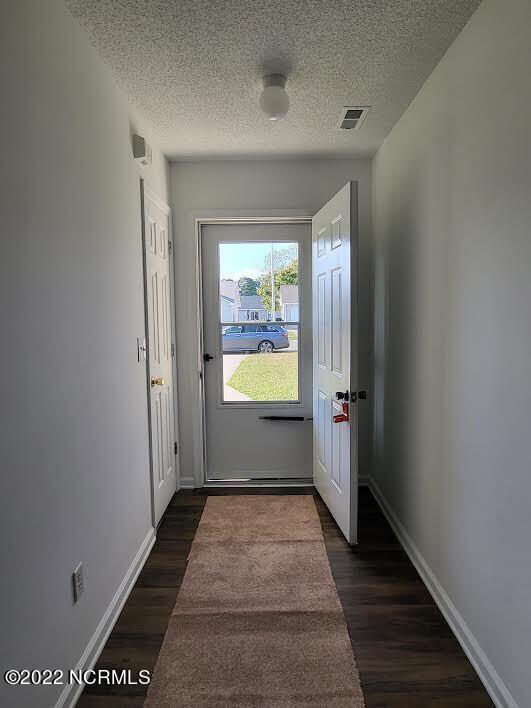 102 Raintree Run Elizabeth City, NC 27909 - Photo 3 of 17 0-18