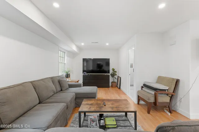 $1,495,000 | Undisclosed Address, Stamford, CT 06906