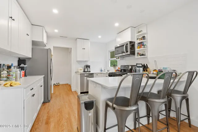 $1,495,000 | Undisclosed Address, Stamford, CT 06906