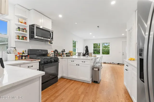 $1,495,000 | Undisclosed Address, Stamford, CT 06906