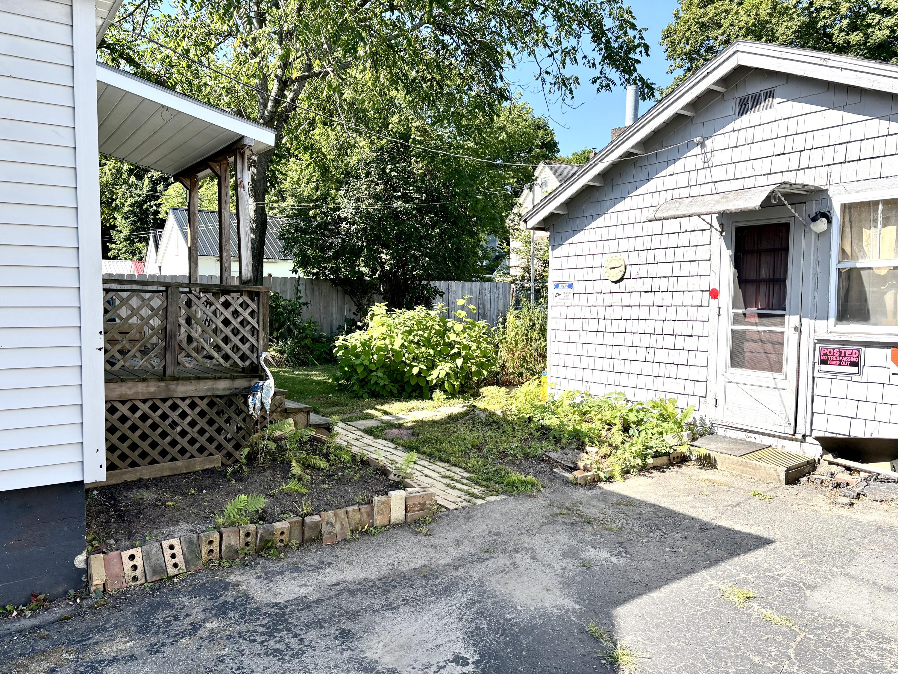 64 Congress Street Millinocket, ME 04462 - Photo 9 of 44 IMG_3816